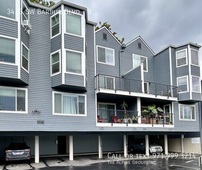 Photo - 3473 SW Barbur Blvd Unidad 9 Rental