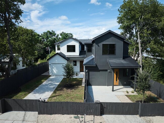 Photo - 412 Hackberry Ln Unidad 2