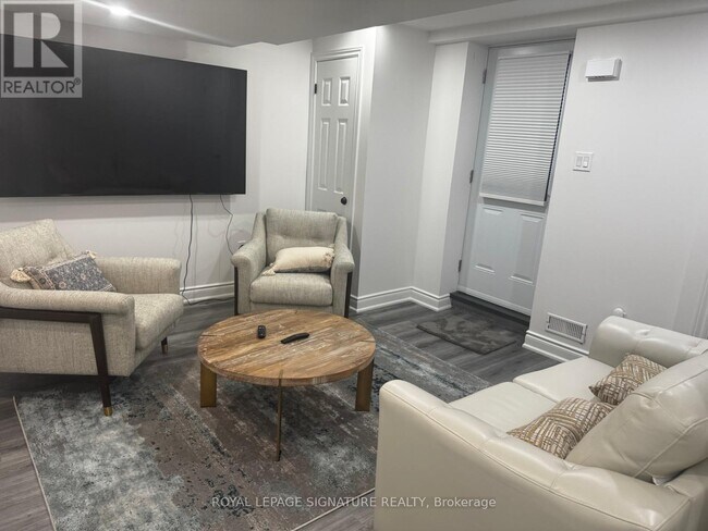 Photo - 44 Isabella St