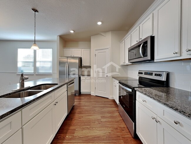 Photo - 2433 S Park Ave