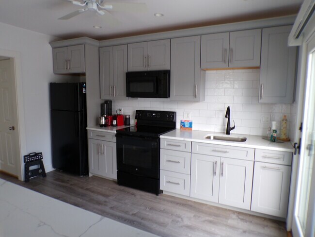 Photo - 190 Crescent Ave Unit 190 Crescent Ave #2