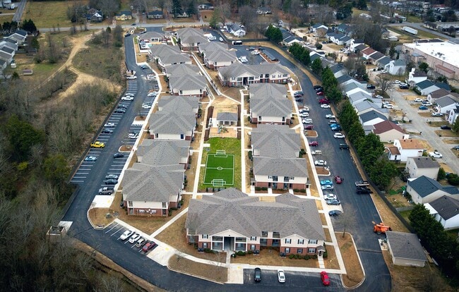 Dawnville Meadows Apartments