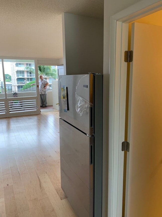 Photo - Makiki Condo with Utilities Included in Rent Unit 402