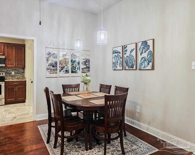Photo - 8881 Bellawood Cir