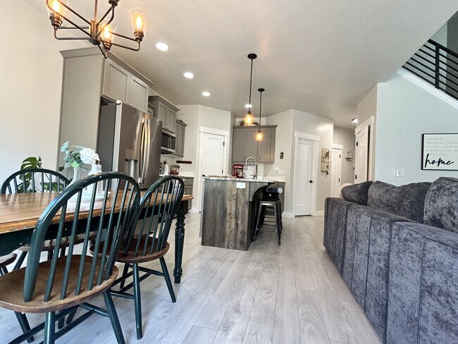 Photo - 15380 S Skyraider Ln