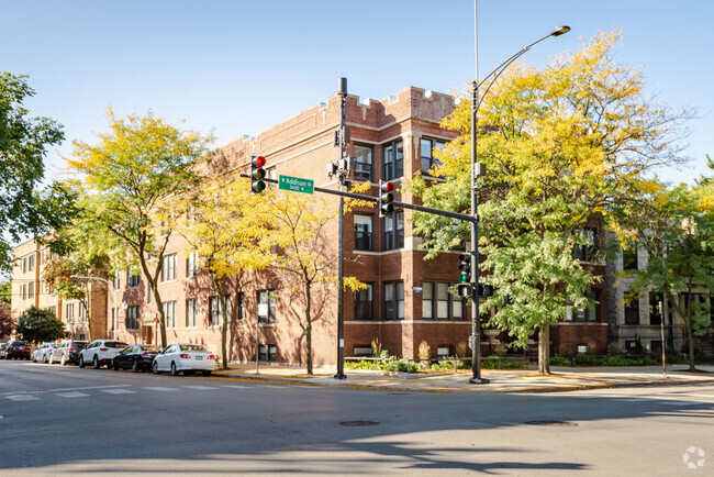 Building Photo - 3548 N Racine Ave Rental