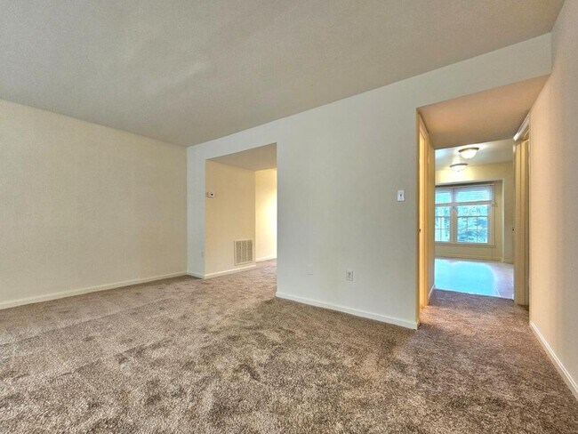 Photo - 4802 Treasure Ct