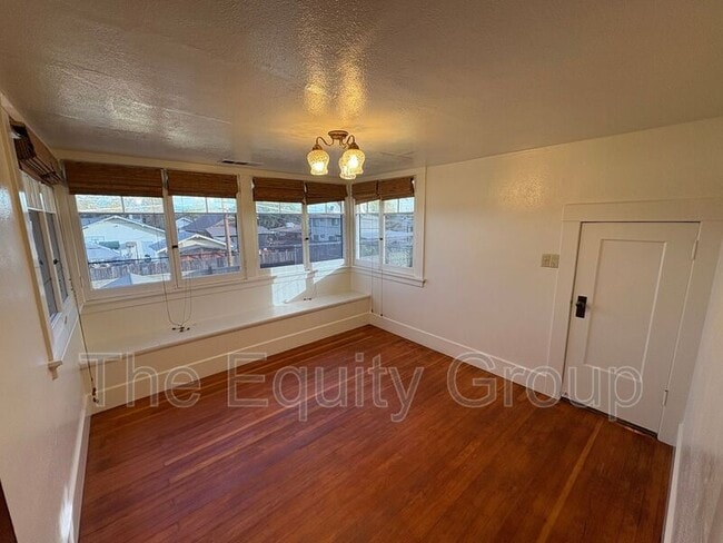 Photo - 820 S Court St