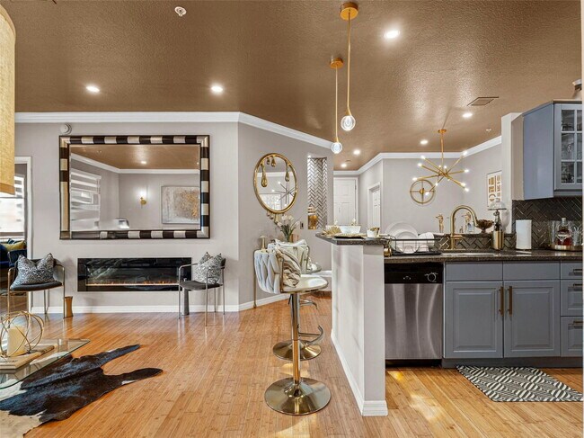 4402 SW 160th Ave Unit 911