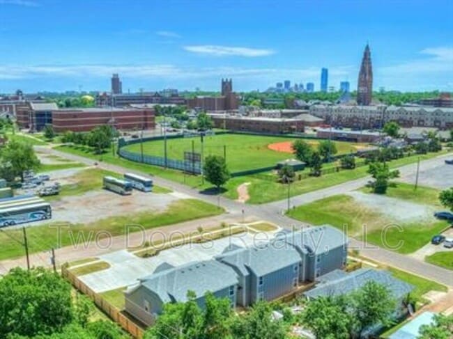 Photo - 2805 N Kentucky Ave