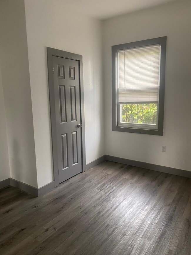 Photo - 158 Summit Ave