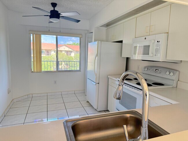 Photo - 1001 SW 141st Ave Unit 408K