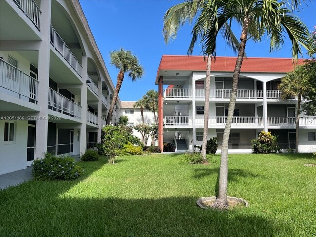Photo - 501 Blue Heron Dr Unit 306 A