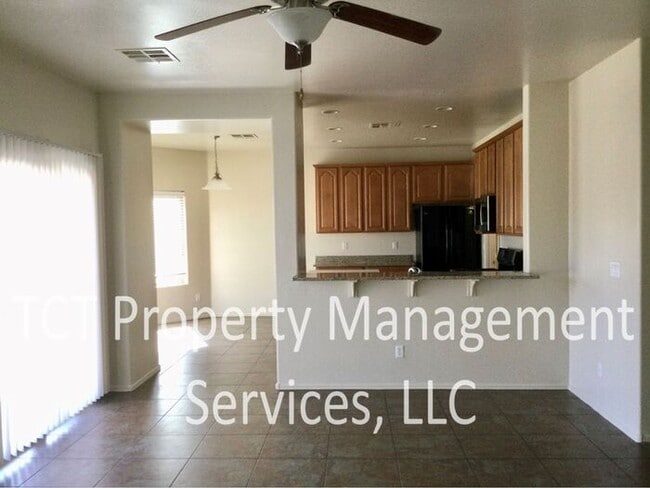 Photo - Beautiful 4 Bedroom Home in Johnson Ranch!