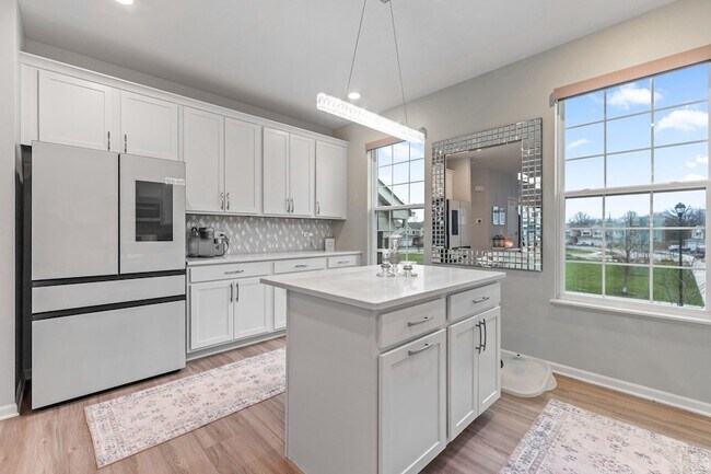 Photo - 1627 Sager Way