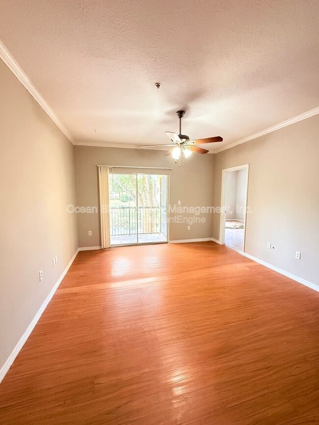 Photo - 5606 Pinnacle Heights Cir Unit 205