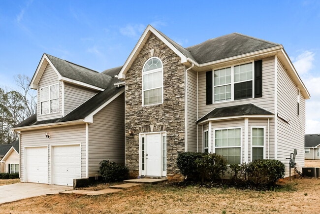 Photo - 504 Rosalind Terrace