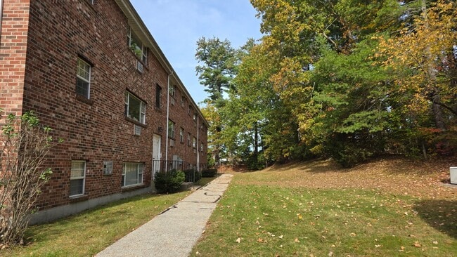Grafton Colonial Apartments