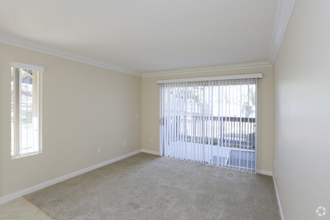 1 BR, 1 BA - 715 SF - Viewpoint Luxury Apartments