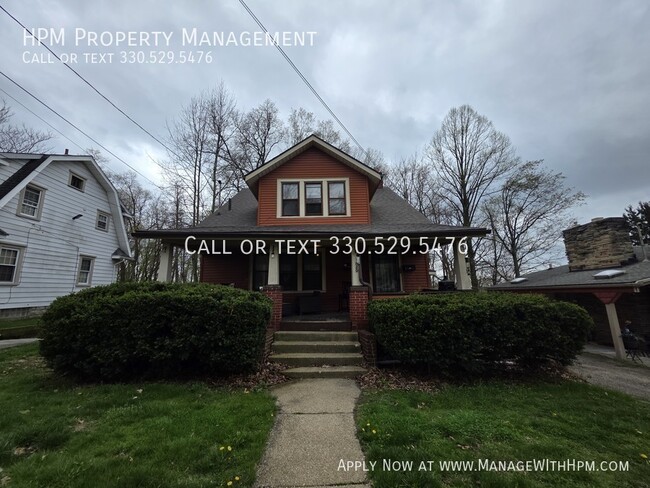 Building Photo - 1820 Malasia Rd Unit 2