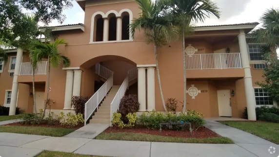 Building Photo - 8239 Mulligan Cir Unit 3514 Side A Rental