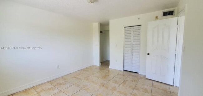 Photo - 445 SW 11th St Unit 203