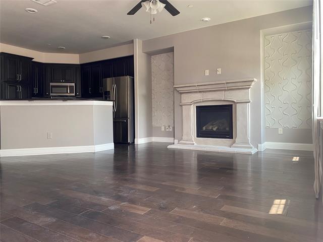 Photo - 4232 Charles St