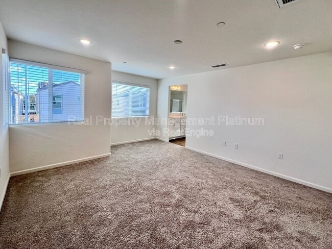 Photo - 1459 Farmhouse Ln