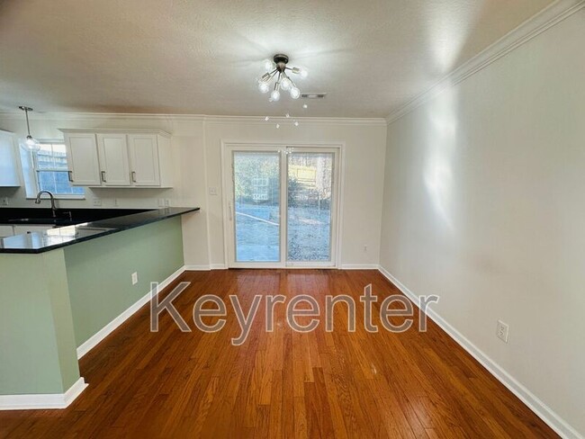 Photo - 10809 Topview Ln
