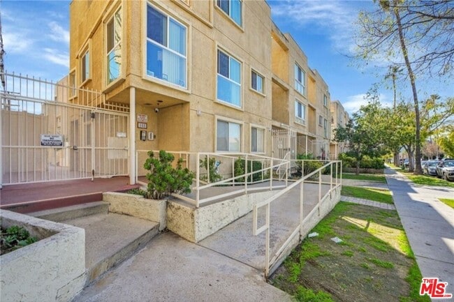 Photo - 108 W Maple St Condo Unit 7