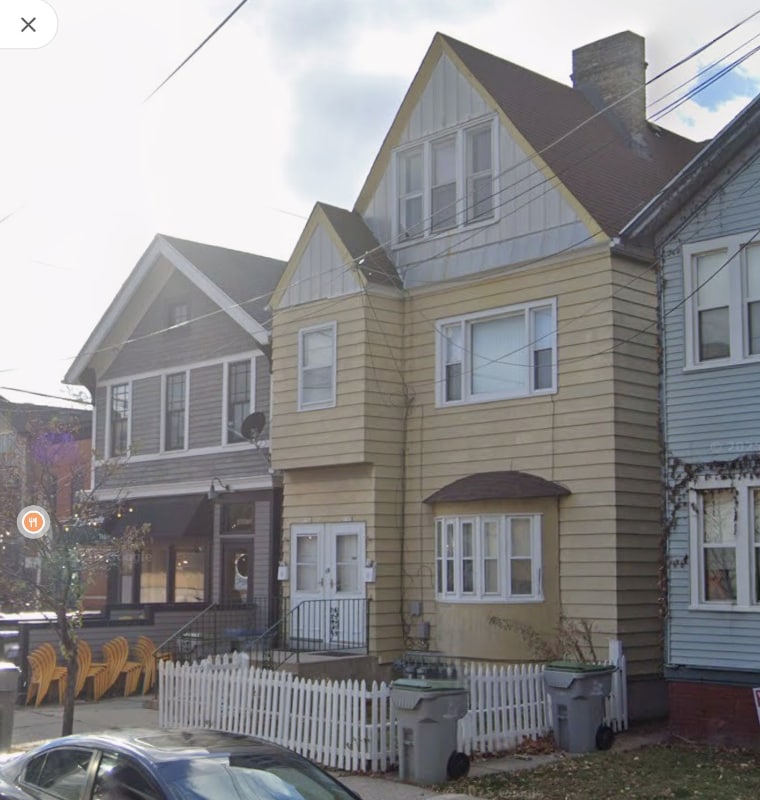 Photo - 1703 N Astor St Unidad upper