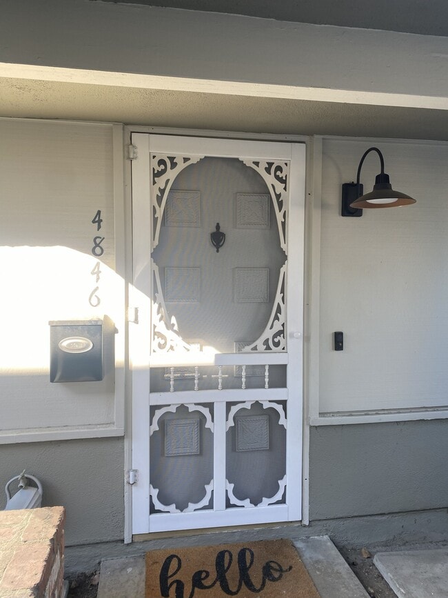 Building Photo - 4846 Larwin Ave