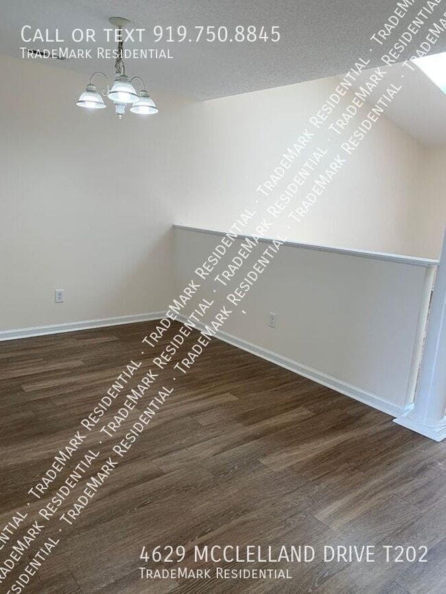 Photo - 4629 McClelland Dr