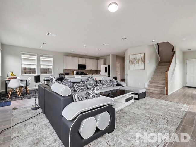 Photo - 101 Crescent St