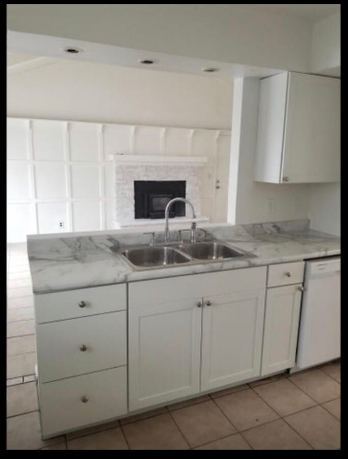 Photo - 5801 W Carmen Ave