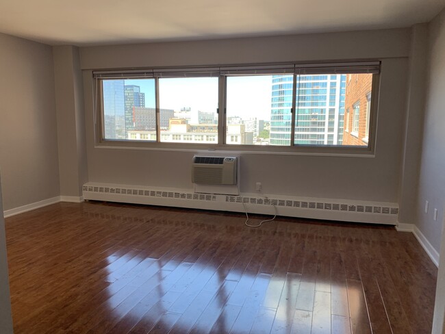 Photo - 2101 Chestnut St Condo Unit 1626