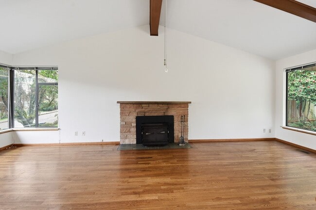 Photo - 3bd/2ba Bellevue Home