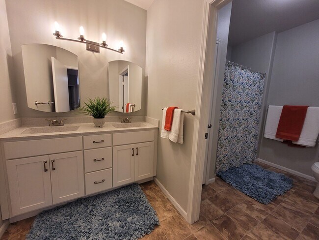 The Estates at Moorhead - All Inclusive 55+
