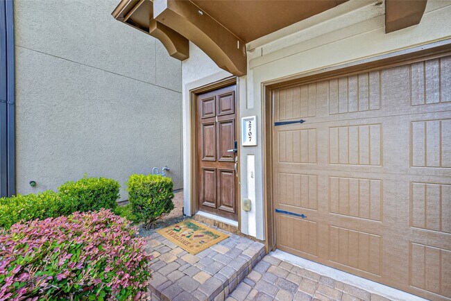 Photo - 2707 Shadybrook Meadow Dr