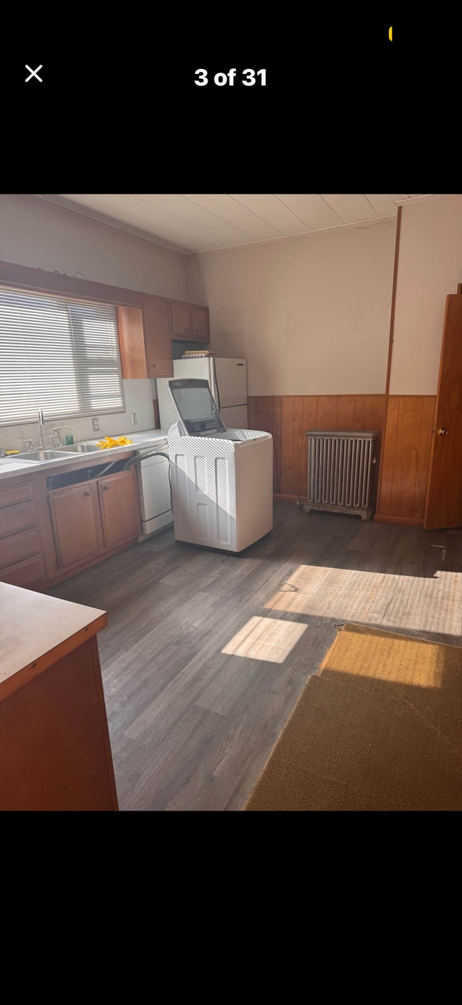 Photo - 1607 W Genesee St
