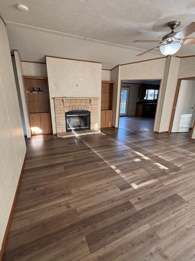 Photo - Great location on Monkey Island at Grand Lake!