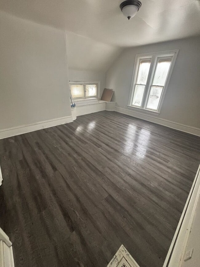 509 W Franklin St Unidad 509 West Franklin Street- C