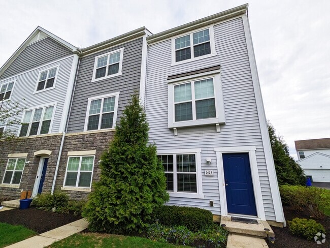 Building Photo - 1415 Bloomington Blvd Rental