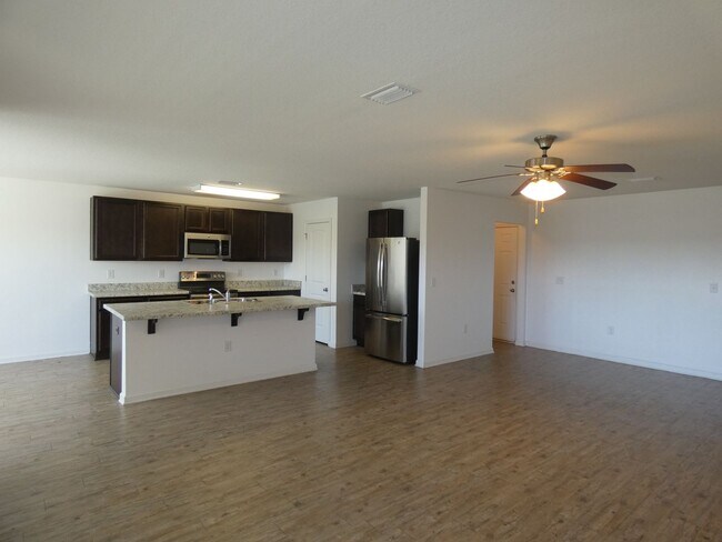 Photo - Great home in Whisper Creek Subdivision