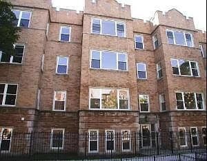 Building Photo - 3541 W Sunnyside Ave Unit G Rental
