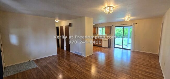 Photo - 175 Applewood Dr