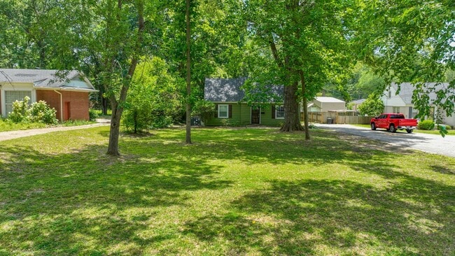 Photo - 1020 W Main St