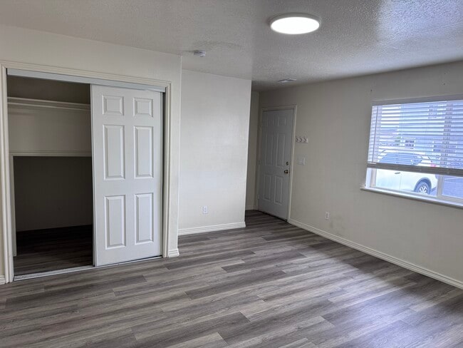 Photo - 2505 W 450 N