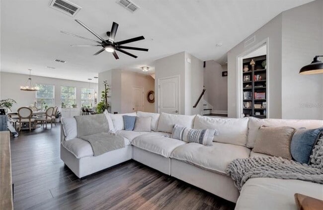 Photo - 9997 Town Lake Dr