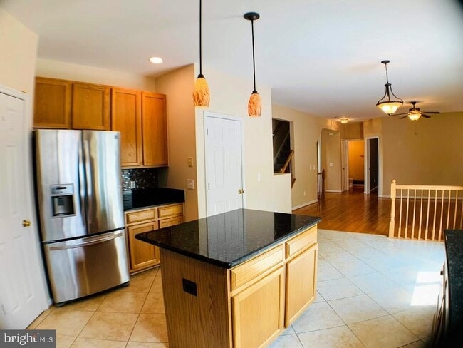 Photo - 21 Warwick Way